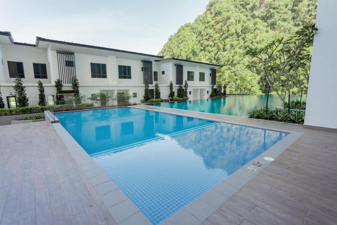 Ipoh Tambun Lost World Sunway Onsen Suites Luna 2R2B 8Paxs מראה חיצוני תמונה